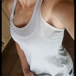 Nike Dri-Fit light gray tank top. Size xs.